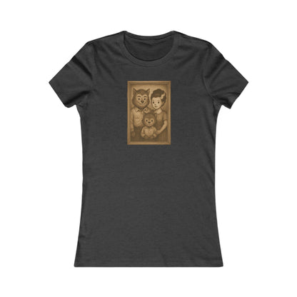 Vintage Werewolf Family Portrait Shirt - Funny Cute Women's Halloween T-Shirt - Retro Monster Tee - Spooky Season Aesthetic Top