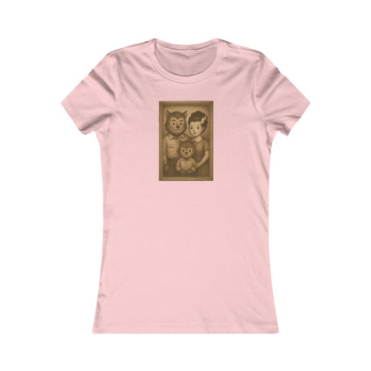 Vintage Werewolf Family Portrait Shirt - Funny Cute Women's Halloween T-Shirt - Retro Monster Tee - Spooky Season Aesthetic Top
