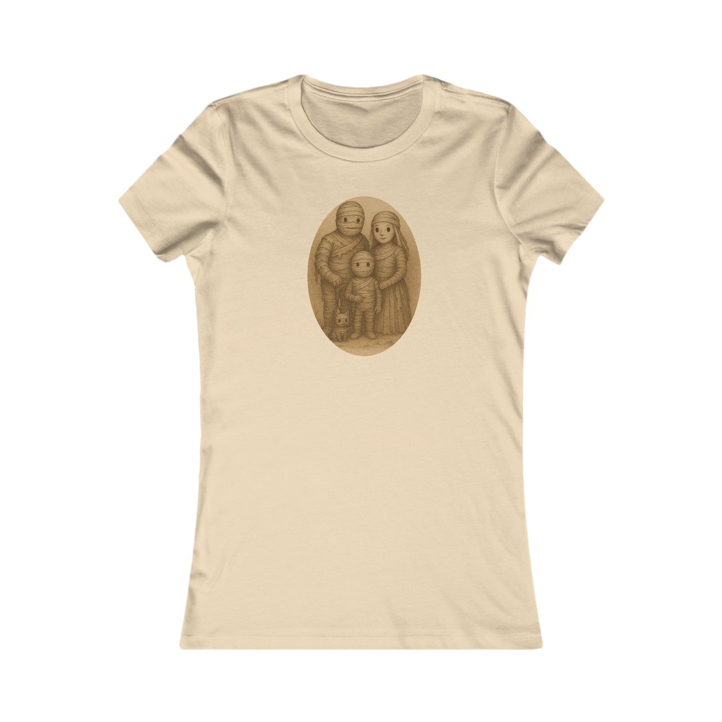 Vintage Mummy Family Portrait Tee – Cute Spooky Gothic Halloween Shirt for Women
