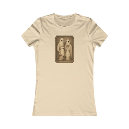 Vintage Ghost Family Portrait Women’s Halloween T-Shirt | Cute Spooky Season Tee for Hauntingly Stylish Ghouls