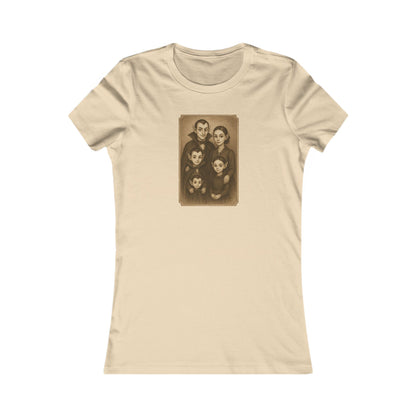 Vintage Vampire Family Portrait Tee – Cute Women’s Halloween Shirt